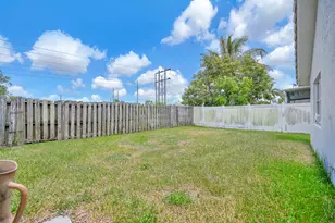 2656 NW 68th Ave, Margate, FL 33063 - Photo 36