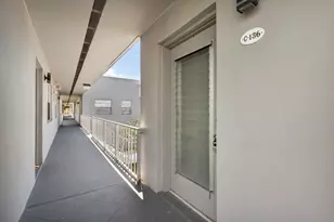 136 Flanders C, Delray Beach, FL 33484 - Photo 2