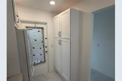 460 Paradise Isle Boulevard #101, Hallandale Beach, FL 33009 - Photo 10