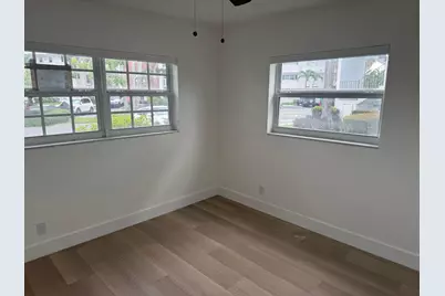 460 Paradise Isle Boulevard #101, Hallandale Beach, FL 33009 - Photo 22