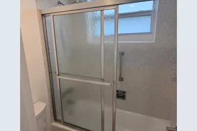 460 Paradise Isle Boulevard #101, Hallandale Beach, FL 33009 - Photo 20