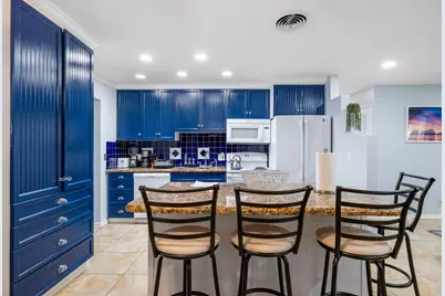 336 S Chillingworth Drive, West Palm Beach, FL 33409 - Photo 18