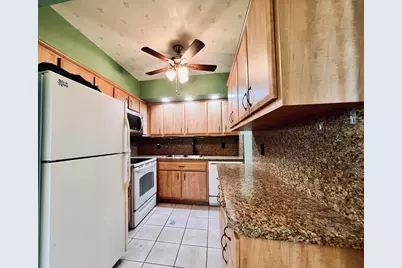 210 Easthampton I, West Palm Beach, FL 33417 - Photo 2