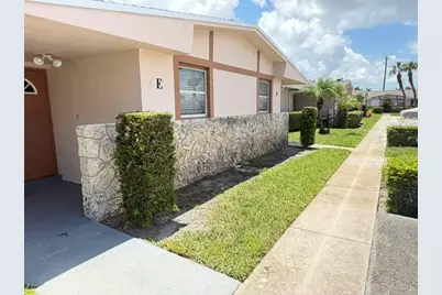 2727 Dudley Drive W #E, West Palm Beach, FL 33415 - Photo 2