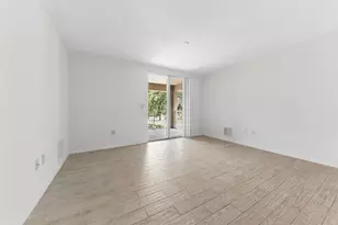 6573 Emerald Dunes Dr, West Palm Beach, FL 33411 - Photo 14