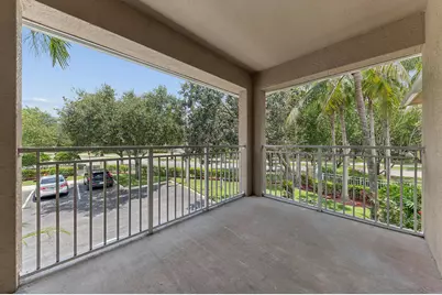 6573 Emerald Dunes Drive #201, West Palm Beach, FL 33411 - Photo 10