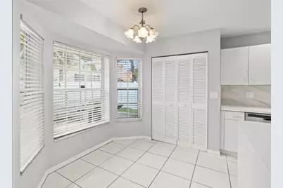 3178 NW 72nd Avenue, Margate, FL 33063 - Photo 10