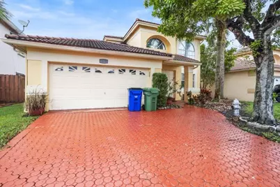 3178 NW 72nd Avenue, Margate, FL 33063 - Photo 2