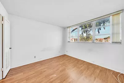 8980 S Hollybrook Boulevard #204, Pembroke Pines, FL 33025 - Photo 24