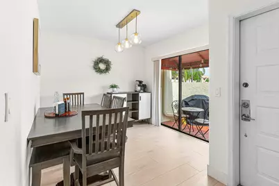603 Republic Court, Deerfield Beach, FL 33442 - Photo 8