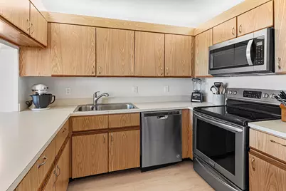 603 Republic Court, Deerfield Beach, FL 33442 - Photo 14