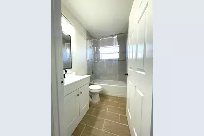 5753 SE Mercedes Avenue, Stuart, FL 34997 - Photo 10