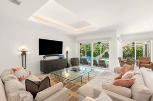 2517 NE 13th St, Fort Lauderdale, FL 33304 - Photo 8
