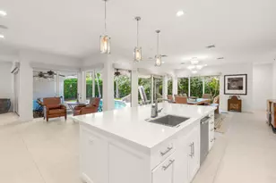 2517 NE 13th St, Fort Lauderdale, FL 33304 - Photo 16