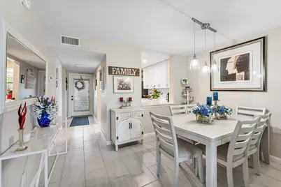 112 Lake Constance Drive, West Palm Beach, FL 33411 - Photo 8