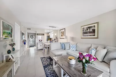 112 Lake Constance Drive, West Palm Beach, FL 33411 - Photo 6