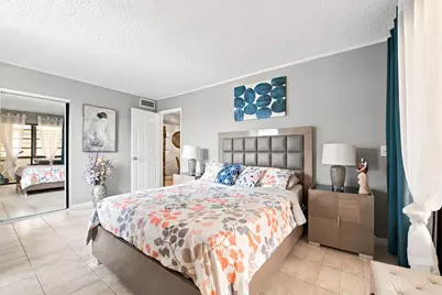 226 Capri E, Delray Beach, FL 33484 - Photo 18