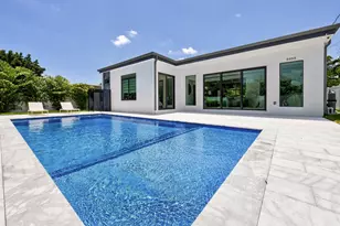 3933 Washington St, Hollywood, FL 33021 - Photo 2