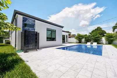 3933 Washington Street, Hollywood, FL 33021 - Photo 18