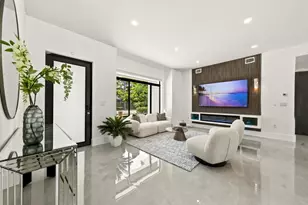 3933 Washington St, Hollywood, FL 33021 - Photo 14