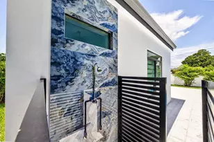 3933 Washington St, Hollywood, FL 33021 - Photo 26