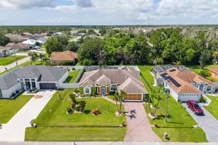 5493 NW Chapel Ct, Port Saint Lucie, FL 34986 - Photo 2