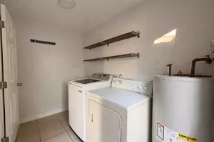 2950 NW 20th St, Fort Lauderdale, FL 33311 - Photo 16