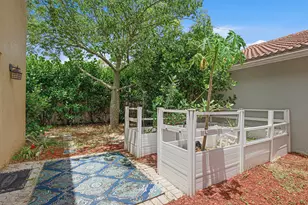 6933 Desert Inn Terrace, Lake Worth, FL 33463 - Photo 30