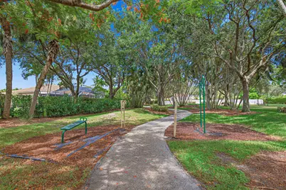 6933 Desert Inn Terrace, Lake Worth, FL 33463 - Photo 48