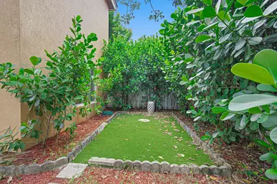 6933 Desert Inn Terrace, Lake Worth, FL 33463 - Photo 32