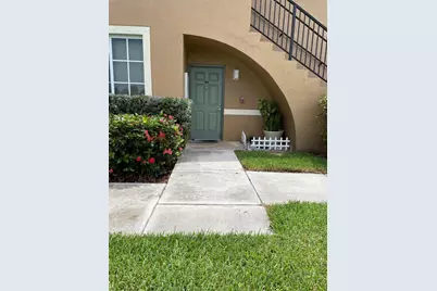 7950 N Nob Hill Road, Tamarac, FL 33321 - Photo 4