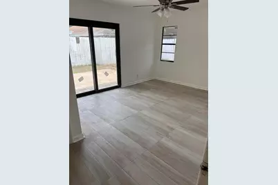 7433 SW 13th Street SW, North Lauderdale, FL 33068 - Photo 4