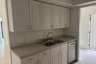 7433 SW 13th Street SW, North Lauderdale, FL 33068 - Photo 4