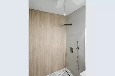 150 SE 5th Court, Pompano Beach, FL 33060 - Photo 16