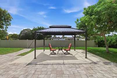10210 Lexington Estates Boulevard, Boca Raton, FL 33428 - Photo 12
