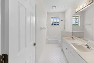 9408 Meadowood Dr, Fort Pierce, FL 34951 - Photo 38
