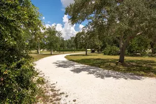 2333 Indian River Blvd, Vero Beach, FL 32960 - Photo 26