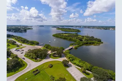 2333 Indian River Boulevard, Vero Beach, FL 32960 - Photo 24
