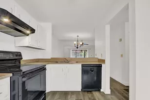 113 Pinewood Ct, Jupiter, FL 33458 - Photo 6
