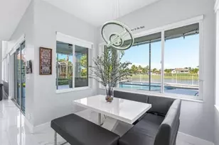 11836 Osprey Point Cir, Wellington, FL 33449 - Photo 16