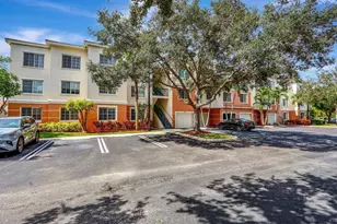 7101 Myrtlewood Cir W, Palm Beach Gardens, FL 33418 - Photo 1