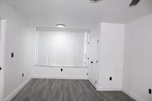 2820 N Oakland Forest Dr N, Oakland Park, FL 33309 - Photo 6