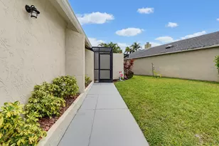 9123 Pine Springs Dr, Boca Raton, FL 33428 - Photo 24