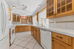 804 SW 15th St, Boynton Beach, FL 33426 - Photo 4
