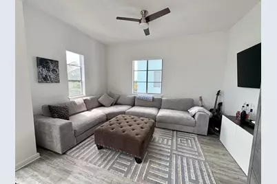 335 SE 6th Avenue #402, Delray Beach, FL 33483 - Photo 8