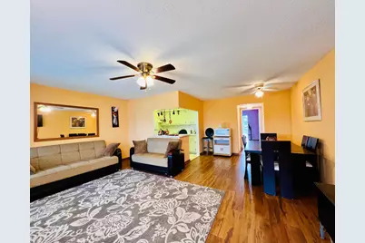 131 Camden F, West Palm Beach, FL 33417 - Photo 2