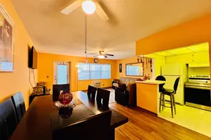 131 Camden F, West Palm Beach, FL 33417 - Photo 4