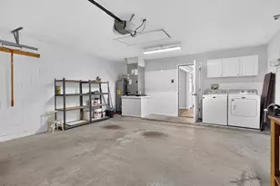 459 Halstead Dr, Davenport, FL 33897 - Photo 24