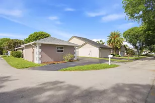 8300 SW 41st St, Davie, FL 33328 - Photo 1