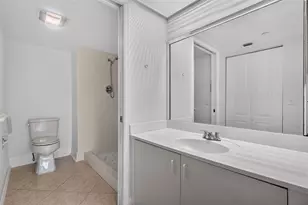 12551 SW 16th Ct, Pembroke Pines, FL 33027 - Photo 18